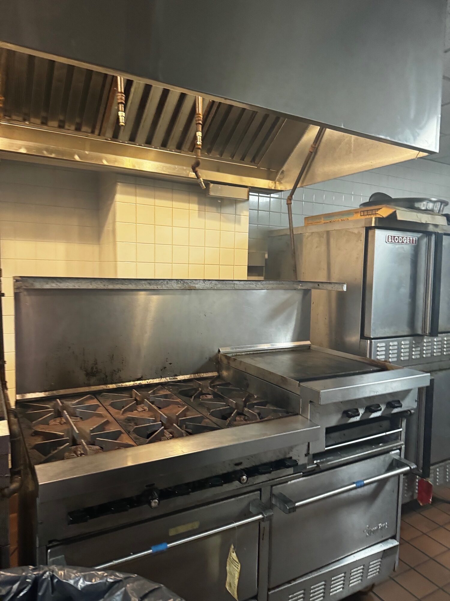 Master Fire Commercial Kitchen Ventilation Pitfalls for Busy NYC Restaurants 3